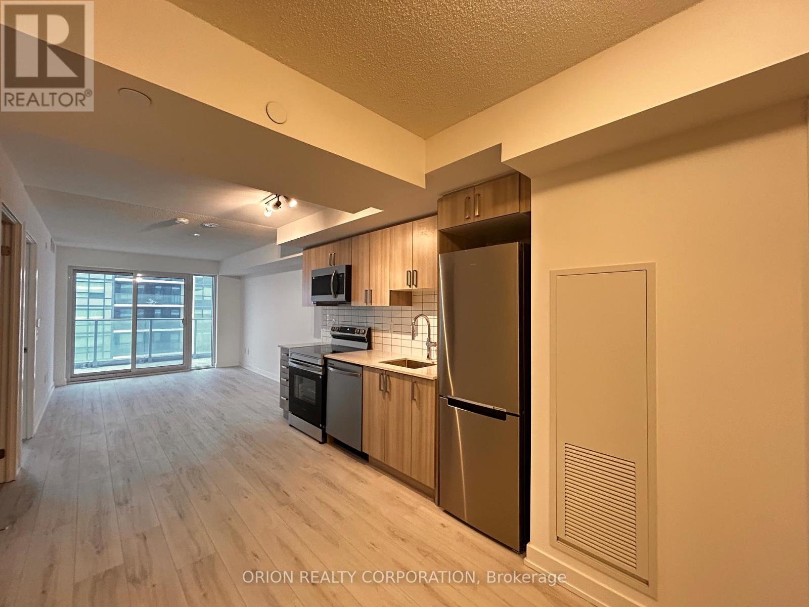 1009 - 1010 Sandy Beach Road, Pickering, Ontario L1W 0C7 - Photo 5 - E12873108