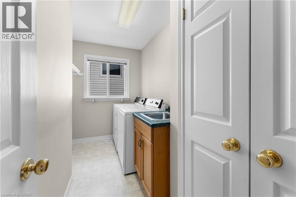 7789 Yvette Crescent, Niagara Falls, Ontario  L2H 3B6 - Photo 17 - 40811747