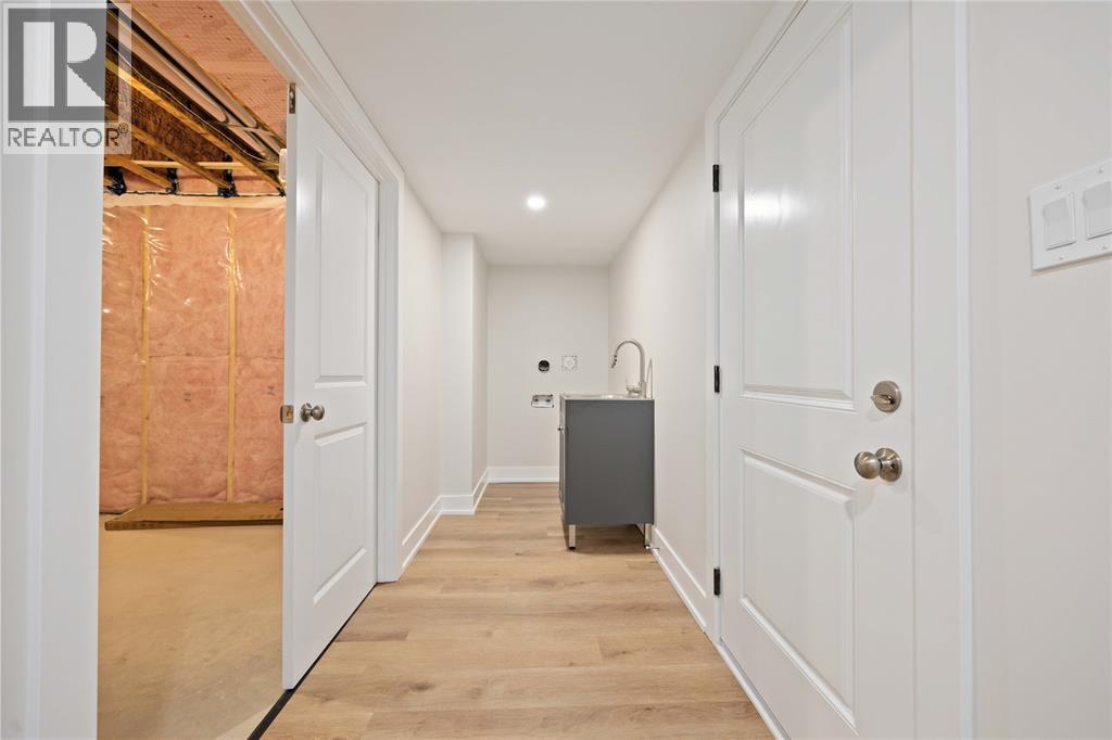 3584 Britt Boulevard, Plympton-Wyoming, Ontario  N0N 1E0 - Photo 35 - 26001065