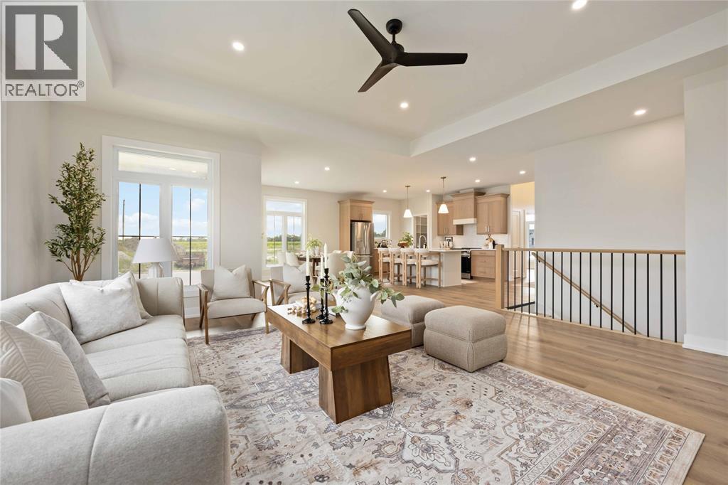 3584 Britt Boulevard, Plympton-Wyoming, Ontario  N0N 1E0 - Photo 5 - 26001065