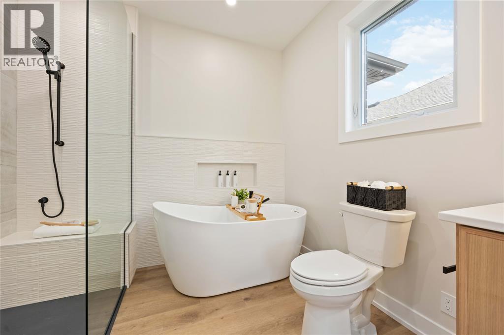 3584 Britt Boulevard, Plympton-Wyoming, Ontario  N0N 1E0 - Photo 21 - 26001065