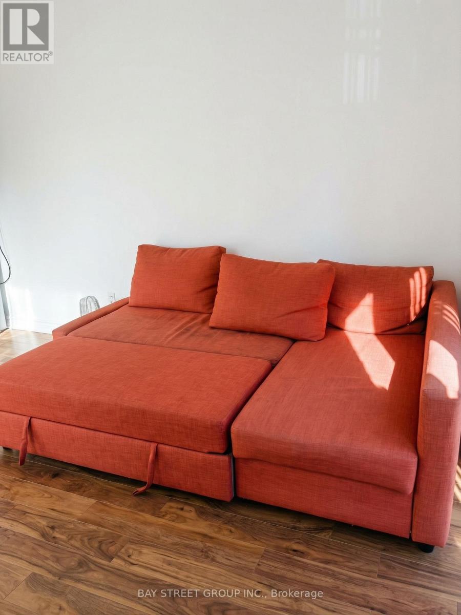 4 - 65 Gloucester Street, Toronto, Ontario  M4Y 1L8 - Photo 3 - C12906522