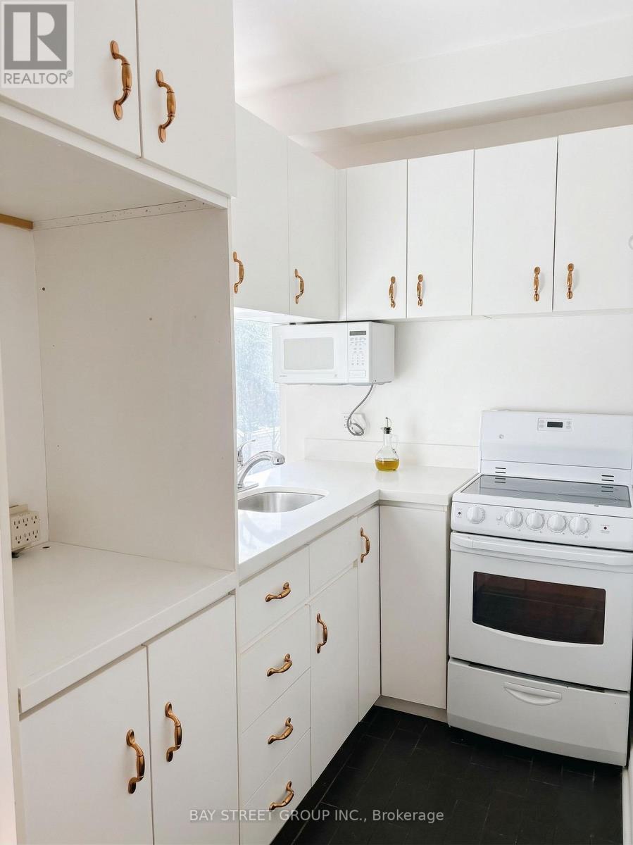 4 - 65 Gloucester Street, Toronto, Ontario  M4Y 1L8 - Photo 4 - C12906522