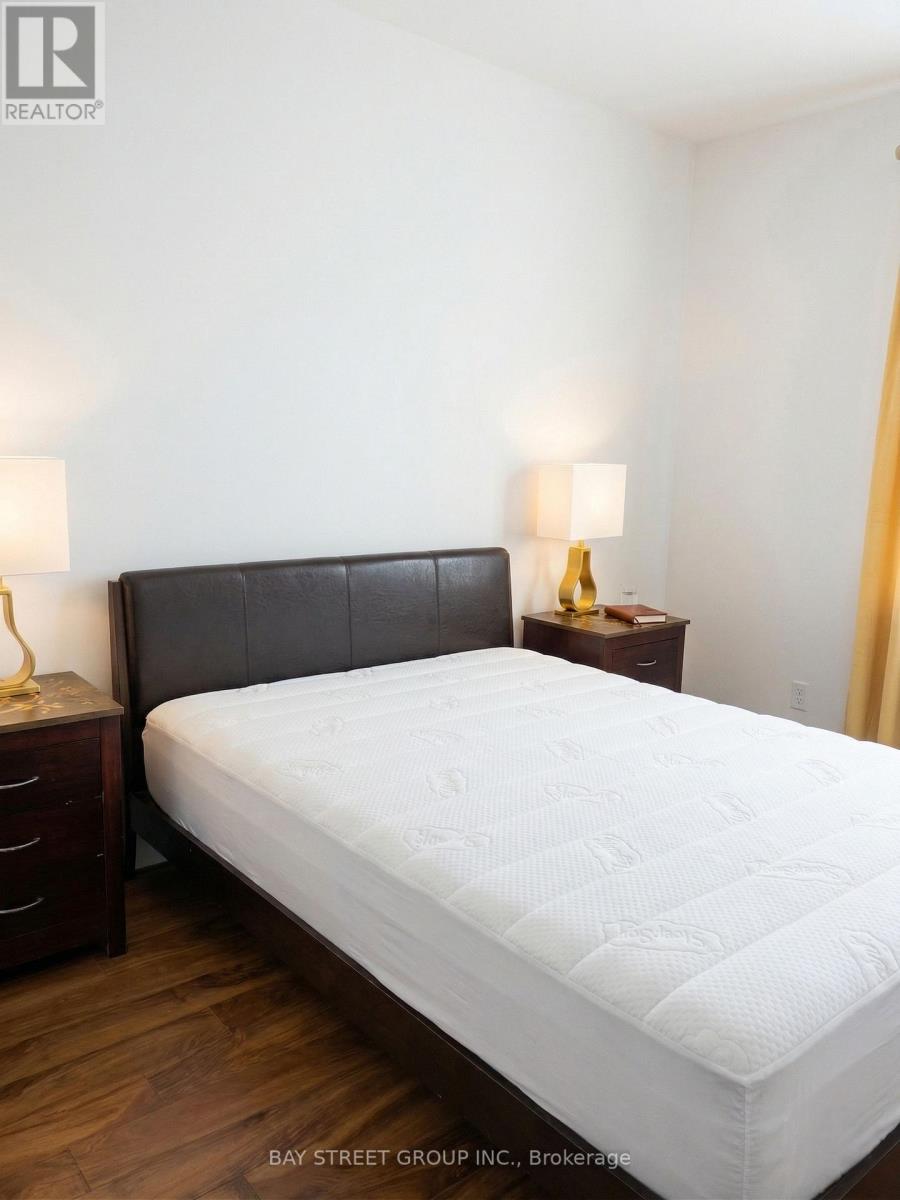 4 - 65 Gloucester Street, Toronto, Ontario  M4Y 1L8 - Photo 5 - C12906522