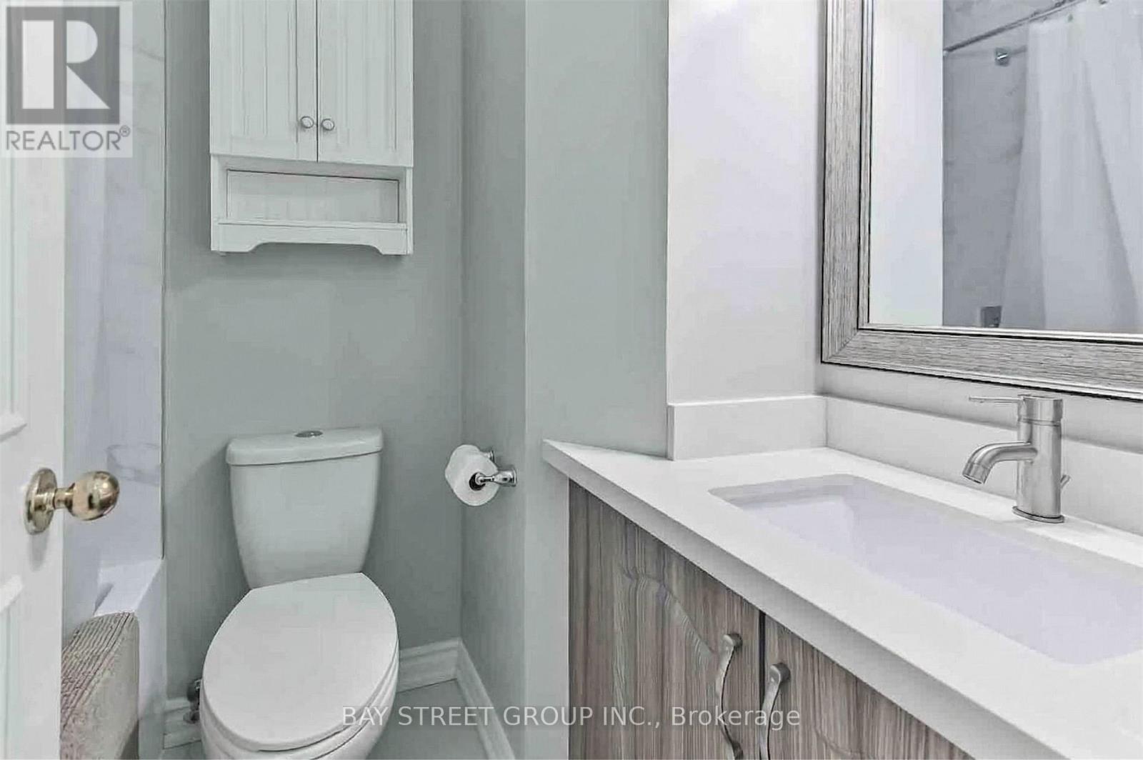 4 - 65 Gloucester Street, Toronto, Ontario  M4Y 1L8 - Photo 8 - C12906522