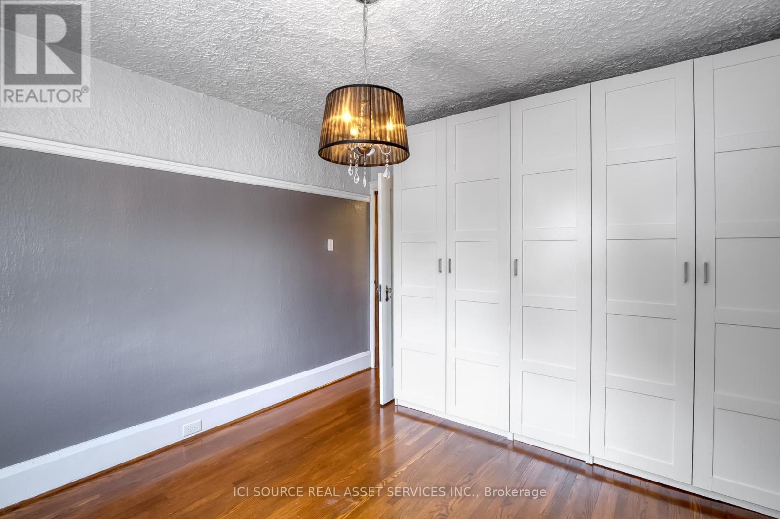 Upper - 34 Rusholme Drive, Toronto, Ontario  M6J 3J9 - Photo 19 - C12906532