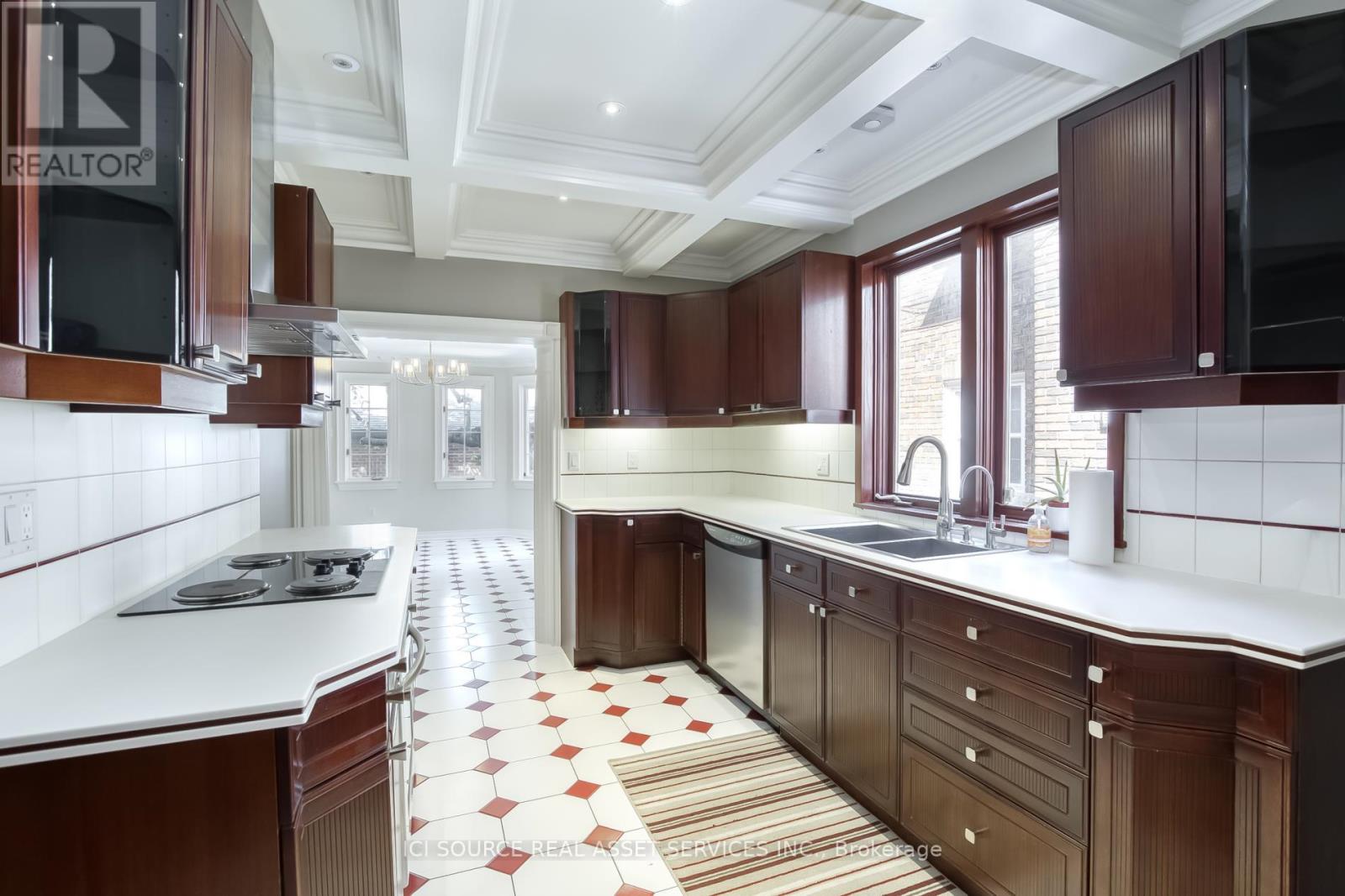 Upper - 34 Rusholme Drive, Toronto, Ontario  M6J 3J9 - Photo 9 - C12906532