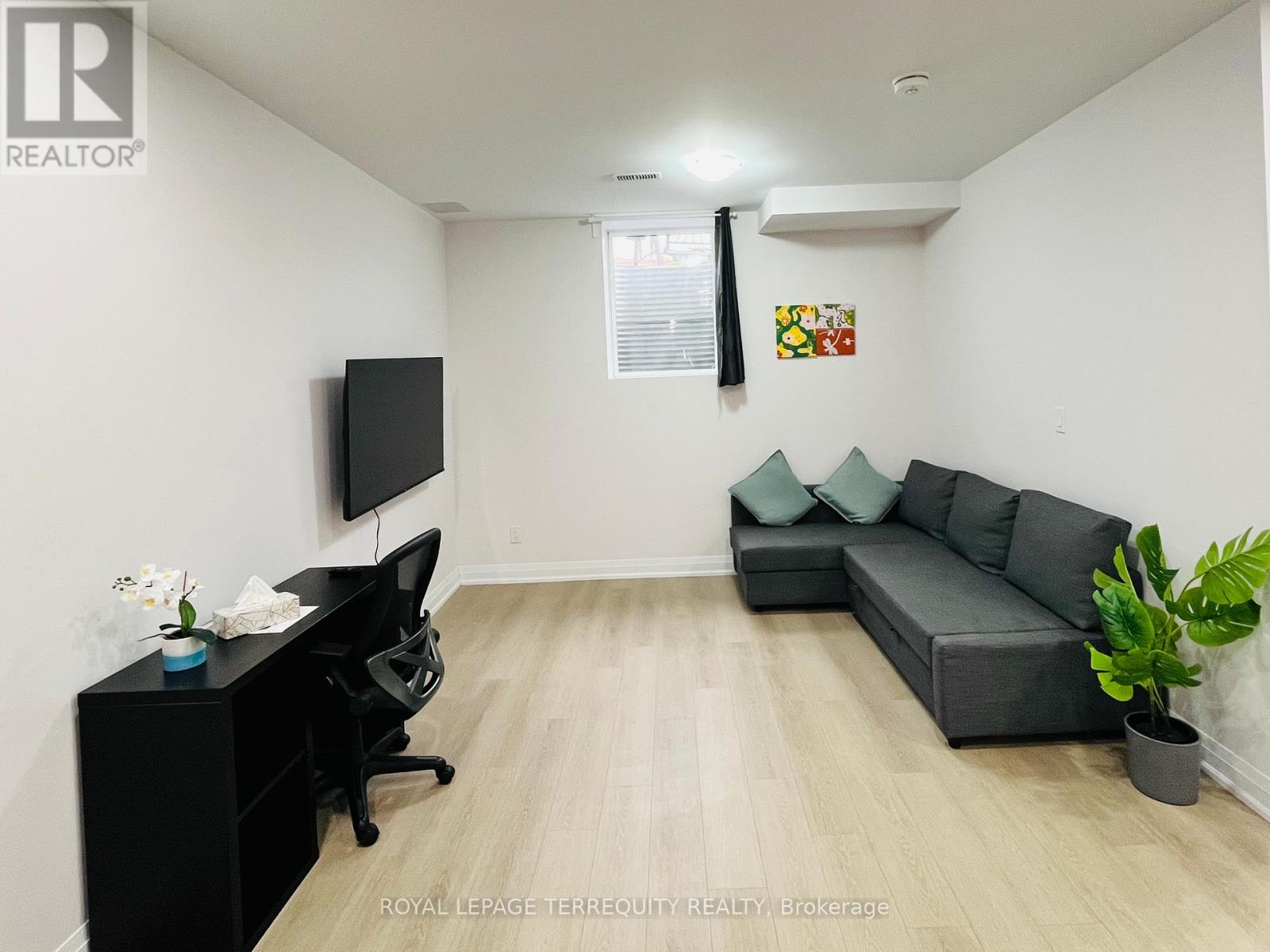 Bsmt - 43 Claridge Crescent, Whitby (Taunton North), Ontario  L1R 0G8 - Photo 5 - E12906492