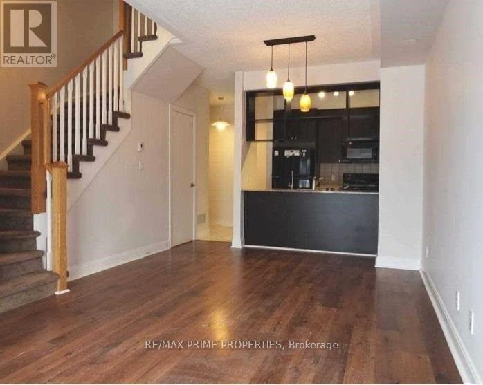 Th69 - 315 Village Green Square, Toronto, Ontario  M1S 0L2 - Photo 3 - E12906514