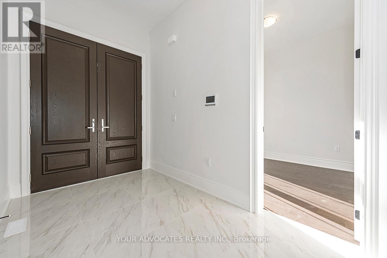 275 Ballantyne Boulevard, Vaughan, Ontario  L3L 0G7 - Photo 3 - N12906502