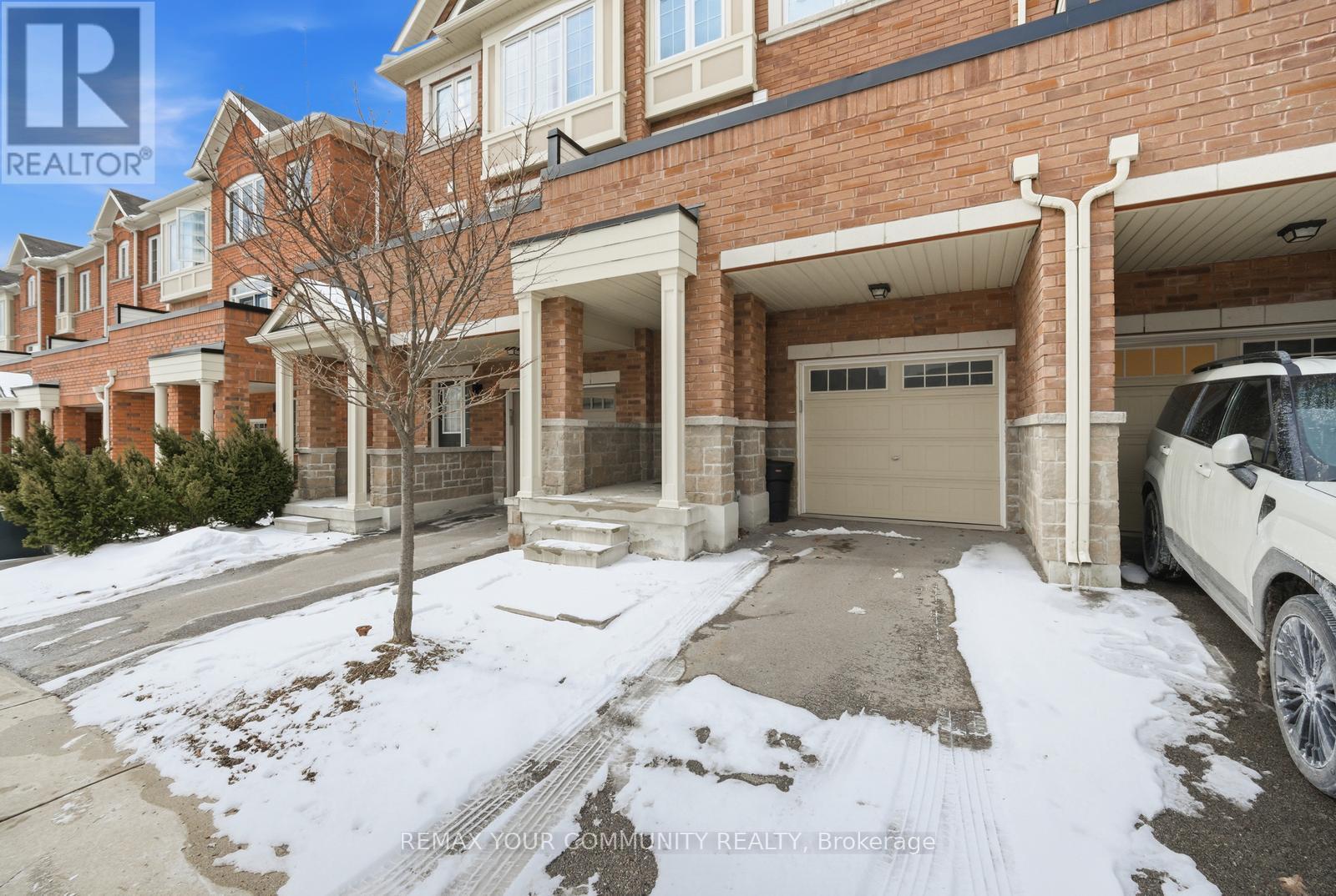 41 Torah Gate, Vaughan, Ontario  L6A 4Y4 - Photo 3 - N12906520