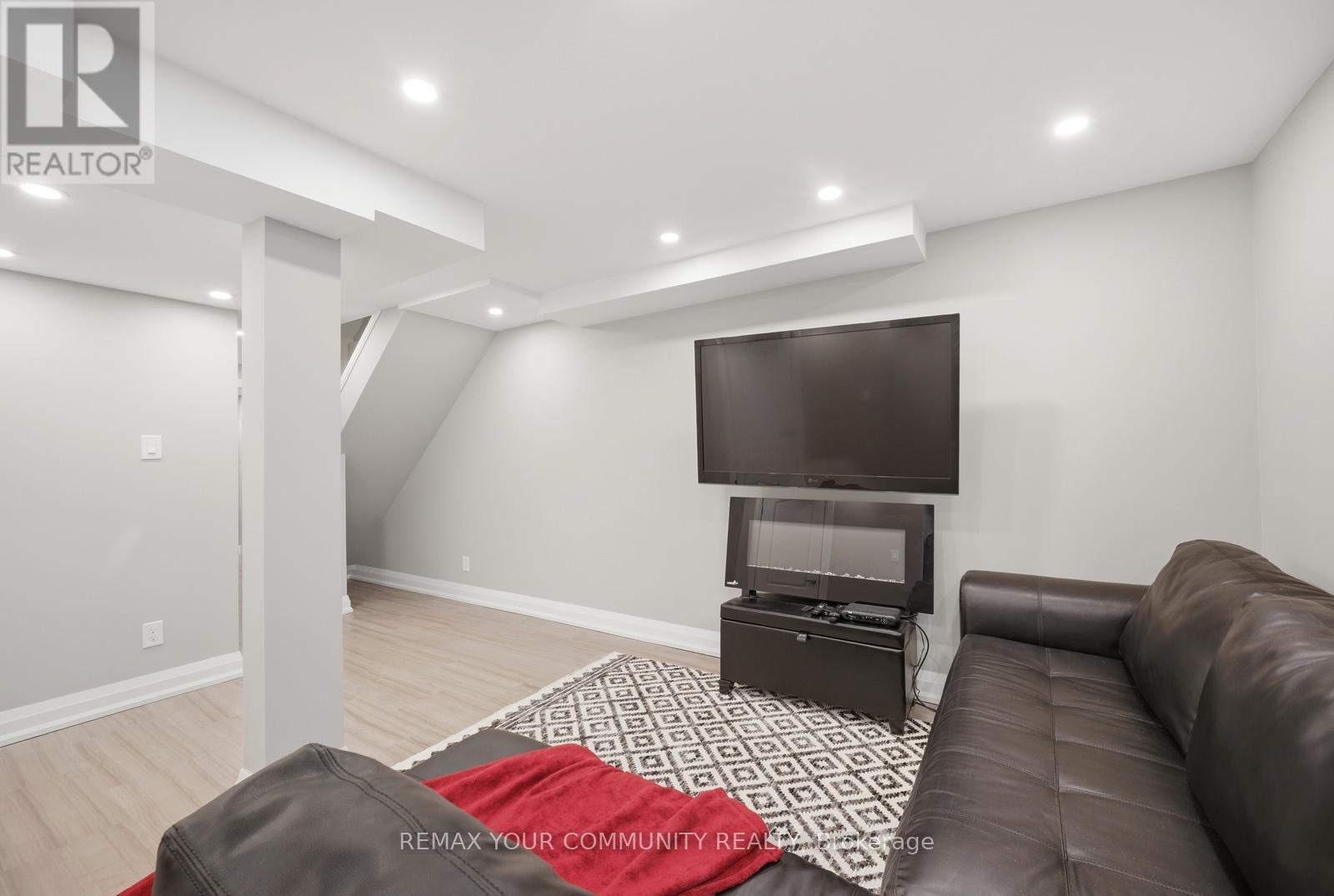 41 Torah Gate, Vaughan, Ontario  L6A 4Y4 - Photo 32 - N12906520