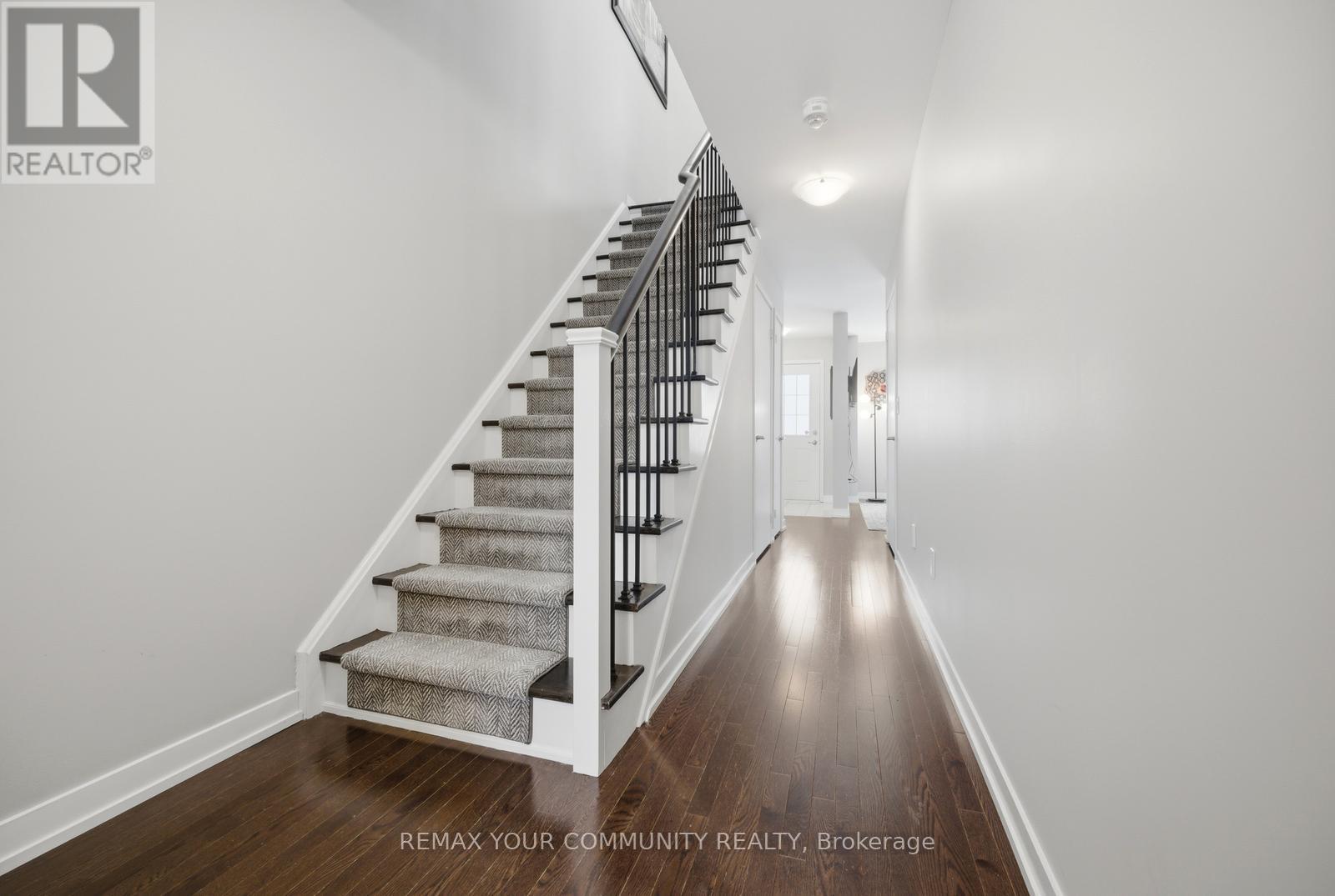 41 Torah Gate, Vaughan, Ontario  L6A 4Y4 - Photo 7 - N12906520