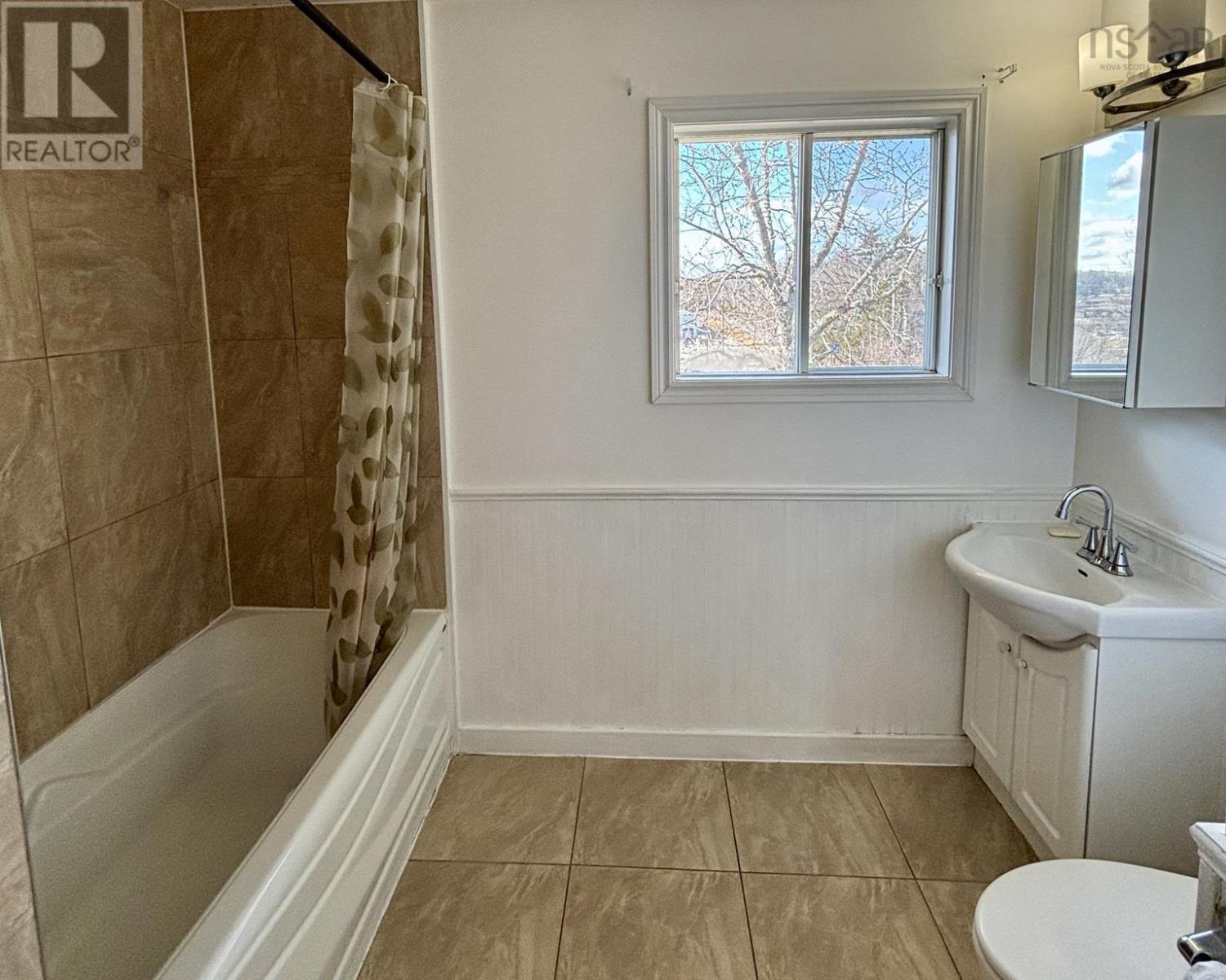 20 Judy Avenue, Lower Sackville, Nova Scotia  B4E 1A7 - Photo 13 - 202602182