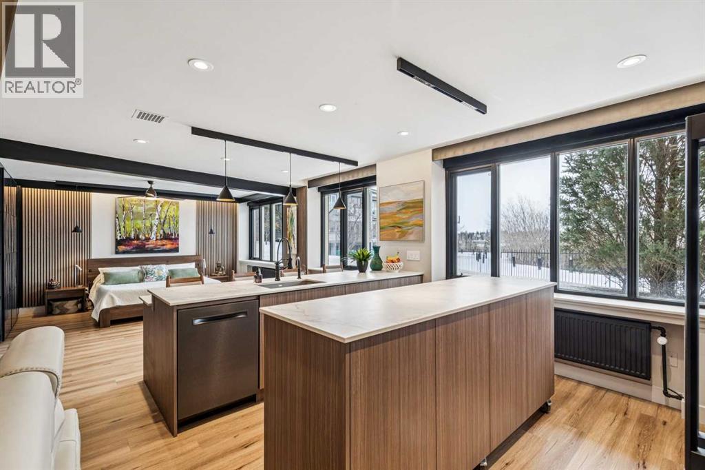 107, 3204 Rideau Place SW, Calgary, Alberta