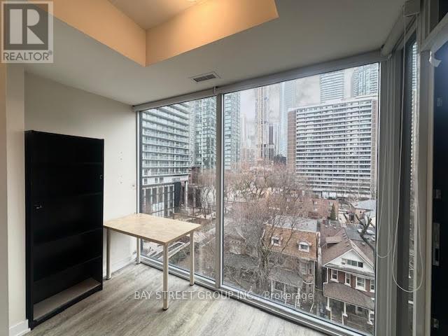 703 - 17 Dundonald Street, Toronto, Ontario  M4Y 1K3 - Photo 8 - C12718630