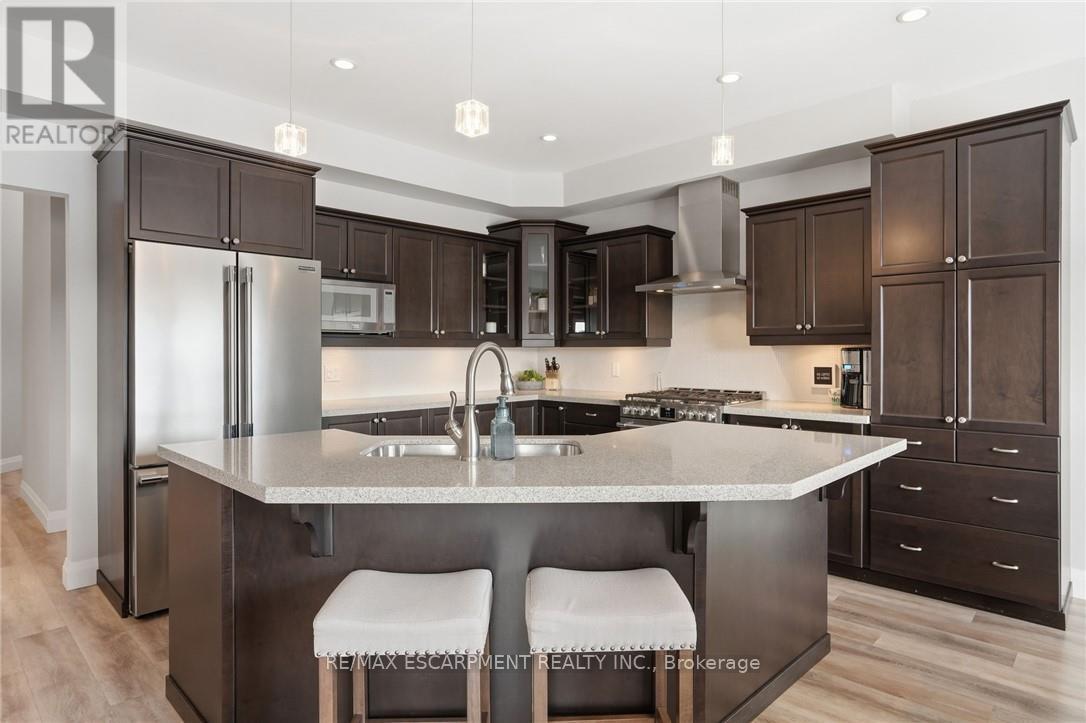 7 Peggy Way, Hamilton, Ontario  L0R 1W0 - Photo 14 - X12906312