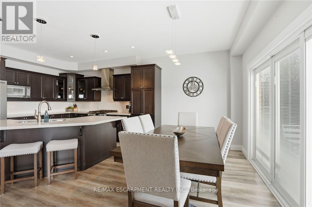 7 Peggy Way, Hamilton, Ontario  L0R 1W0 - Photo 13 - X12906312