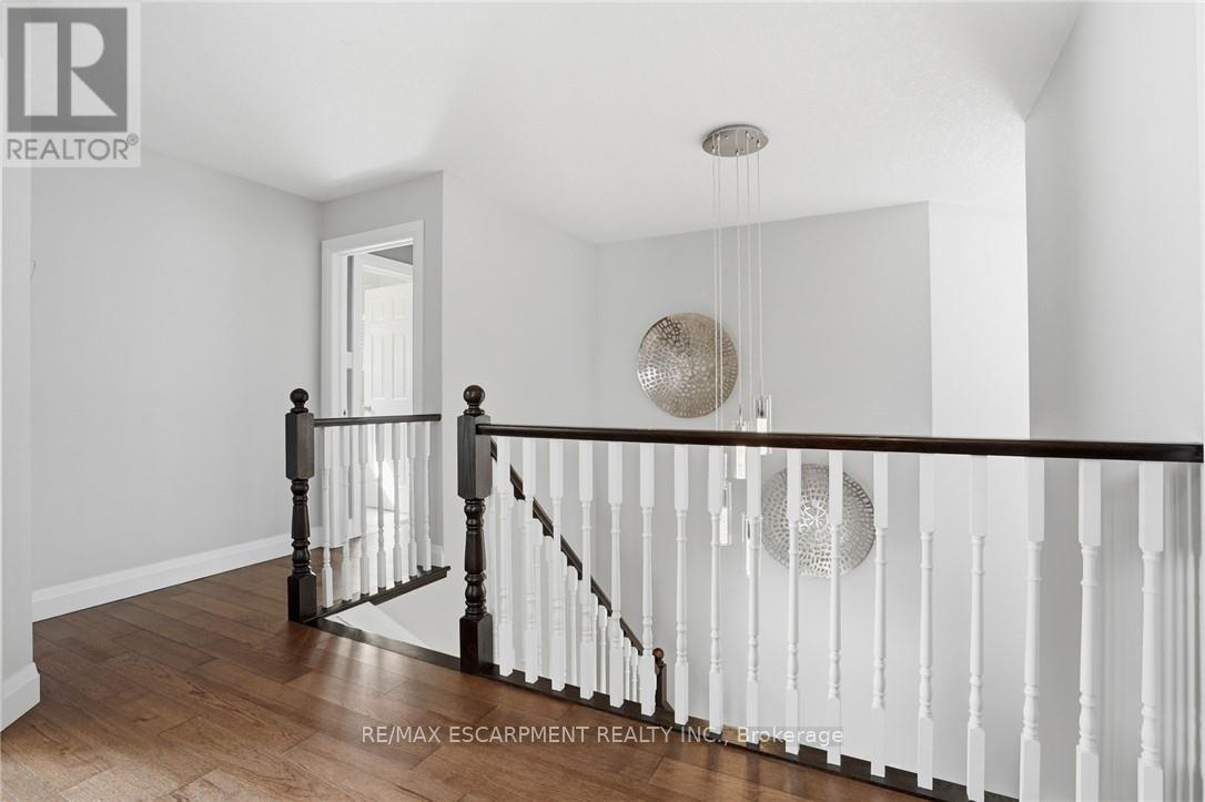 7 Peggy Way, Hamilton, Ontario  L0R 1W0 - Photo 24 - X12906312