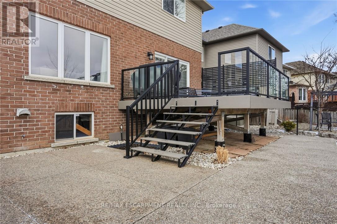 7 Peggy Way, Hamilton, Ontario  L0R 1W0 - Photo 45 - X12906312