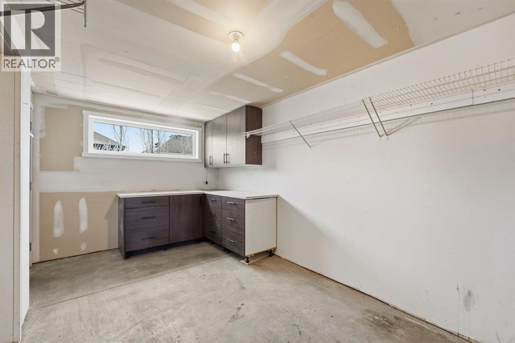 84 Shawnee Common Sw, Calgary, Alberta  T2Y 0P9 - Photo 27 - A2278103