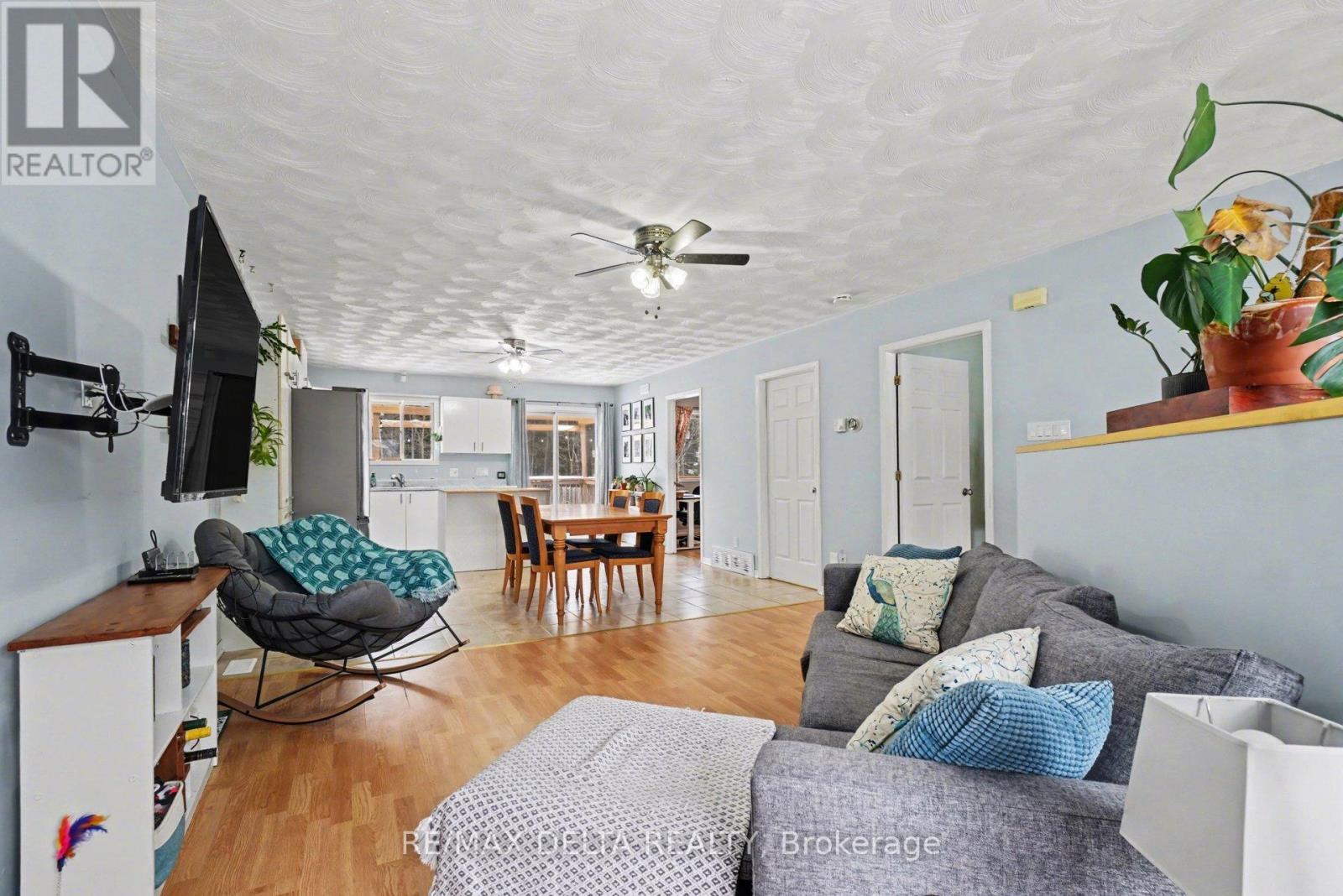 542a Devista Boulevard, Alfred And Plantagenet, Ontario  K0B 1A0 - Photo 9 - X12906560