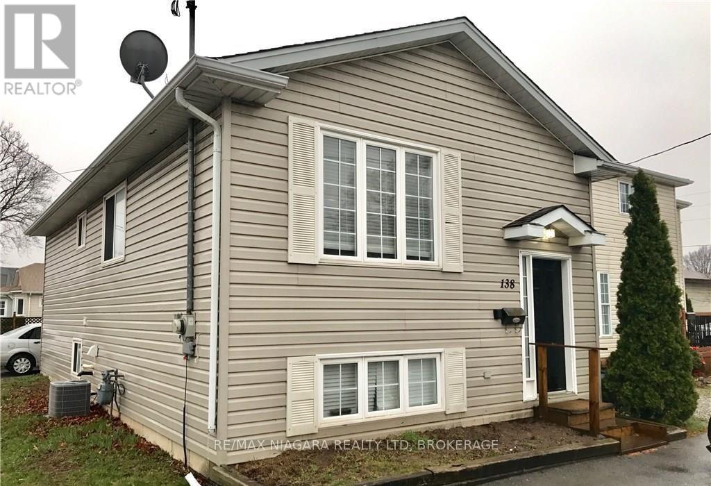 Upper - 138 Carlton Street, St. Catharines, Ontario  L2R 7S6 - Photo 1 - X12906564