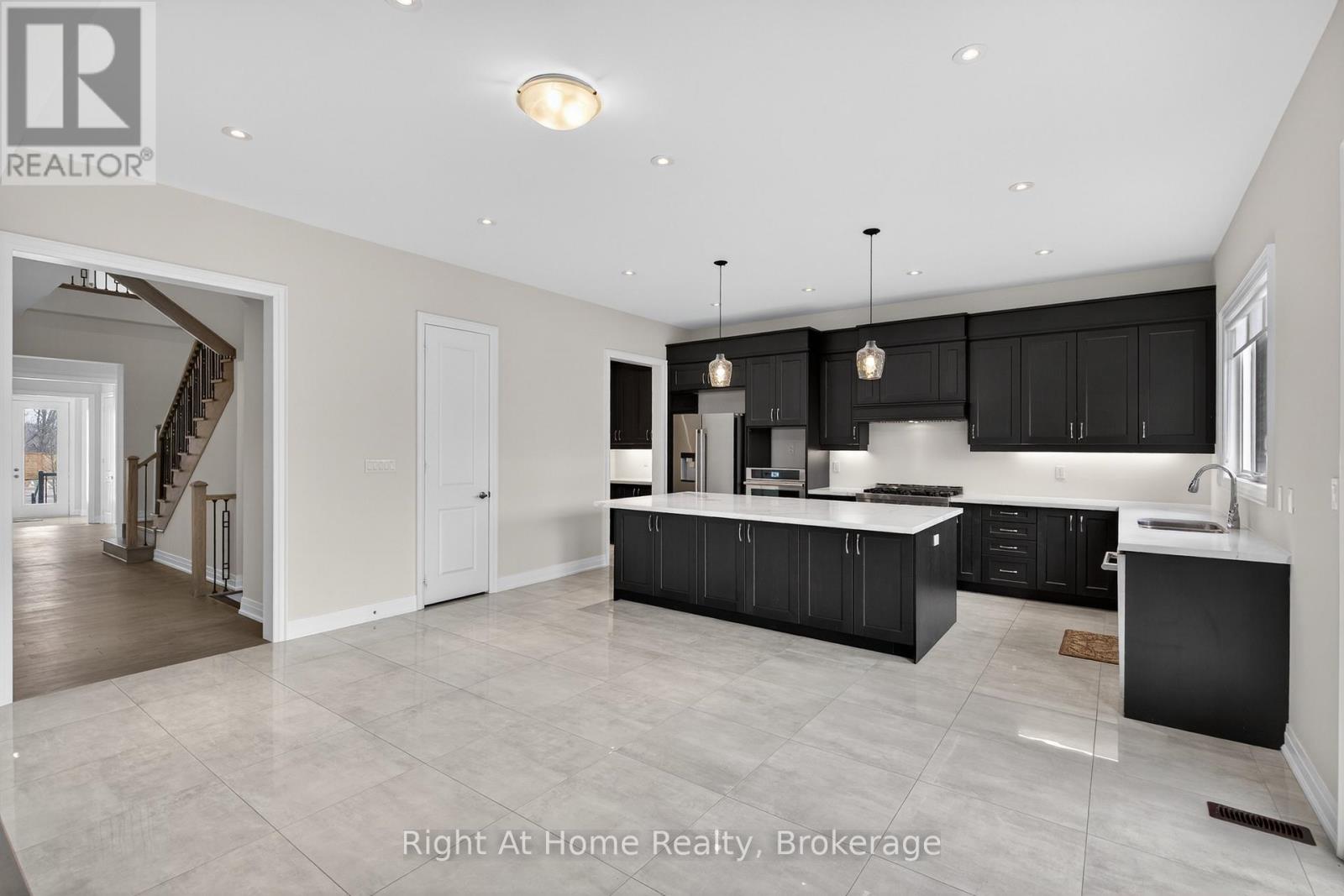 94 Smokey Hollow Place, Hamilton, Ontario  L0R 2H1 - Photo 17 - X12906592