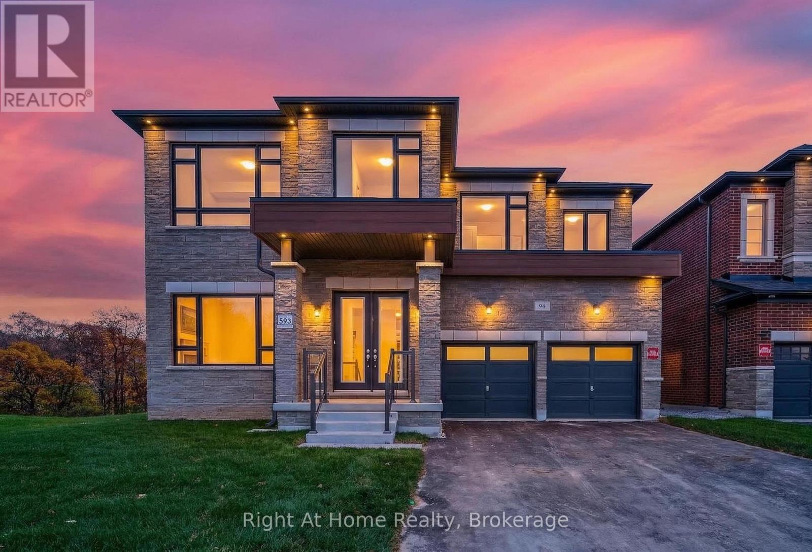 94 Smokey Hollow Place, Hamilton, Ontario  L0R 2H1 - Photo 2 - X12906592