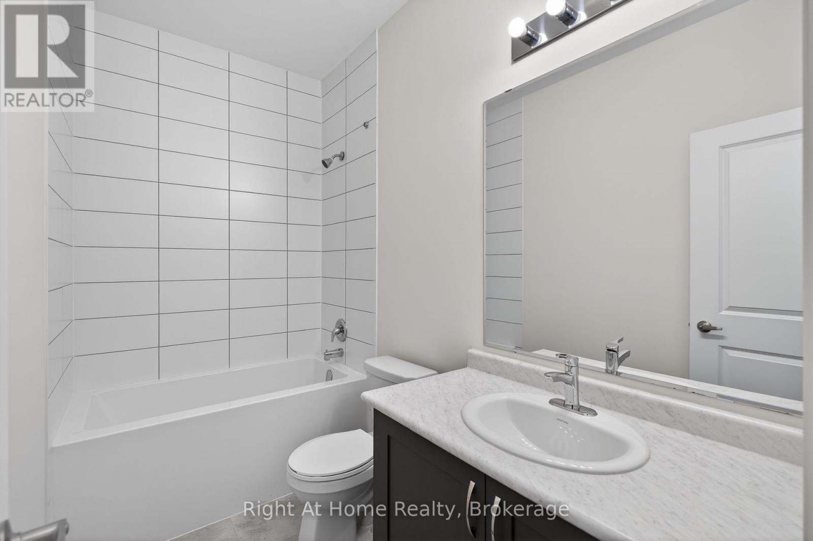 94 Smokey Hollow Place, Hamilton, Ontario  L0R 2H1 - Photo 28 - X12906592