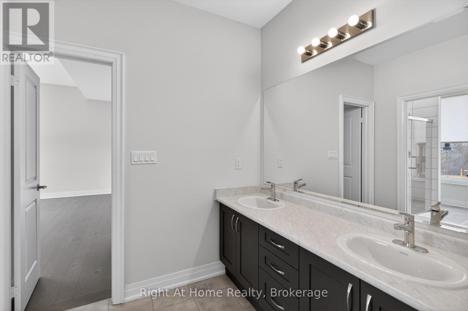 94 Smokey Hollow Place, Hamilton, Ontario  L0R 2H1 - Photo 32 - X12906592