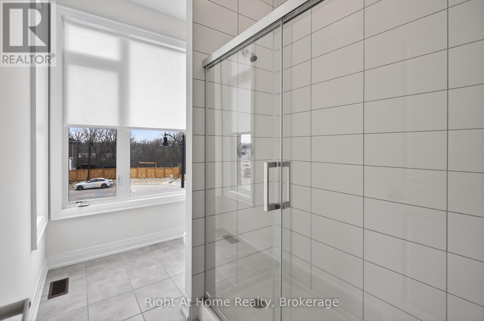 94 Smokey Hollow Place, Hamilton, Ontario  L0R 2H1 - Photo 33 - X12906592