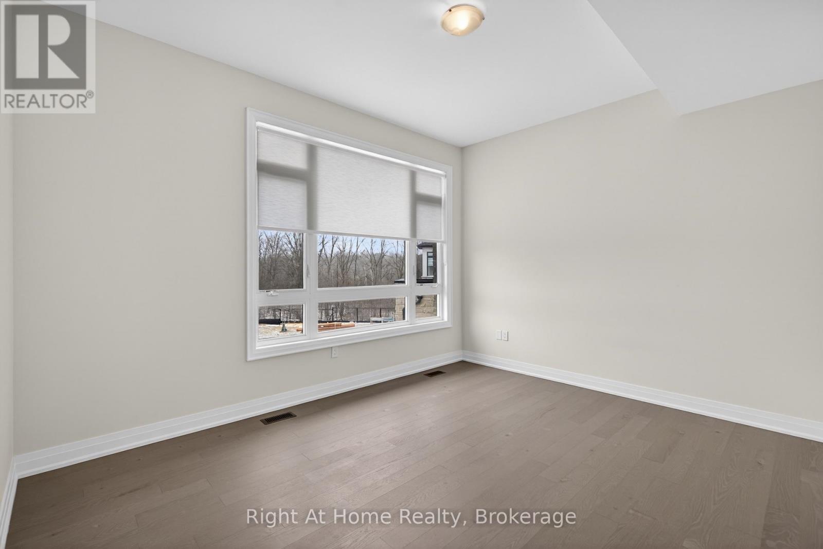 94 Smokey Hollow Place, Hamilton, Ontario  L0R 2H1 - Photo 35 - X12906592