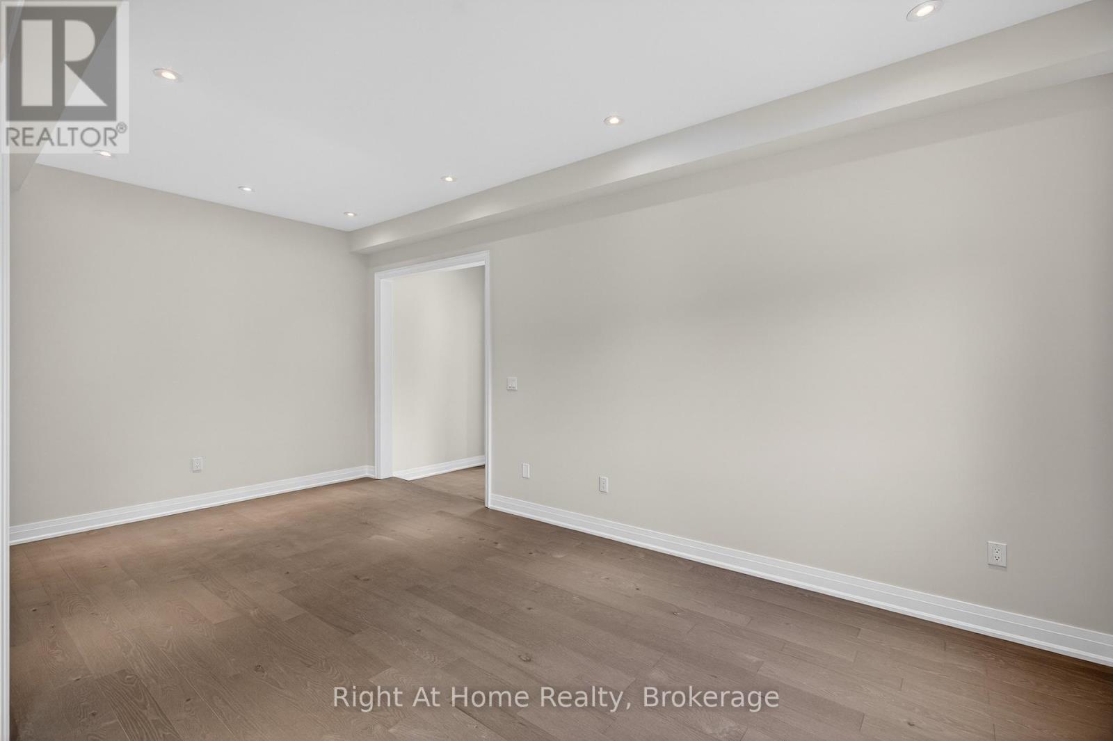 94 Smokey Hollow Place, Hamilton, Ontario  L0R 2H1 - Photo 9 - X12906592