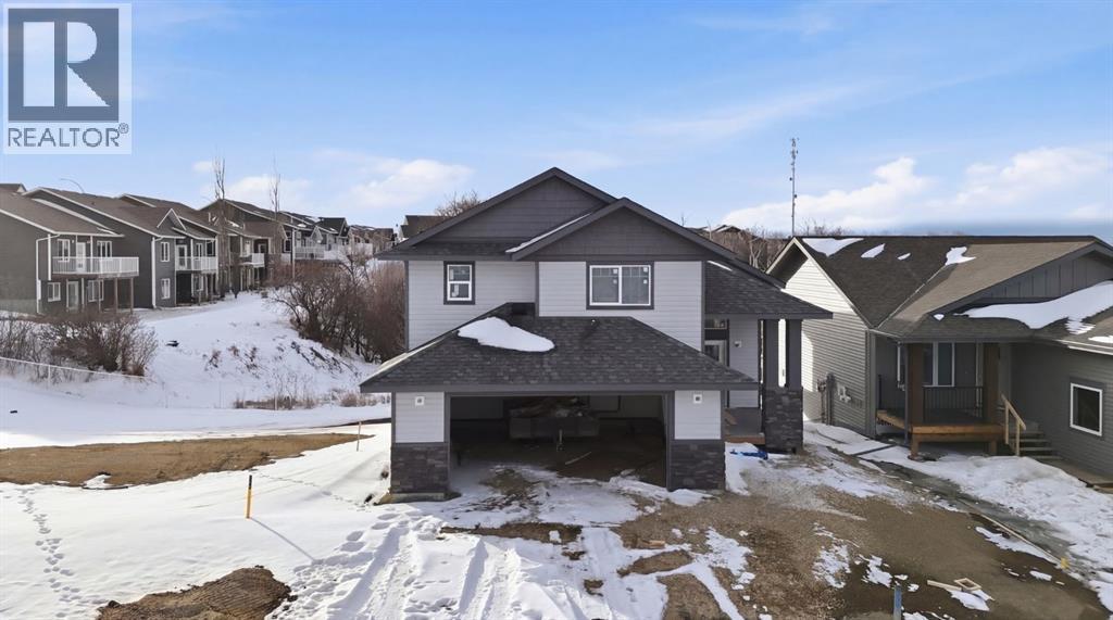 8 Henner's Place, Lacombe, Alberta  T4L 1Y9 - Photo 2 - A2289142