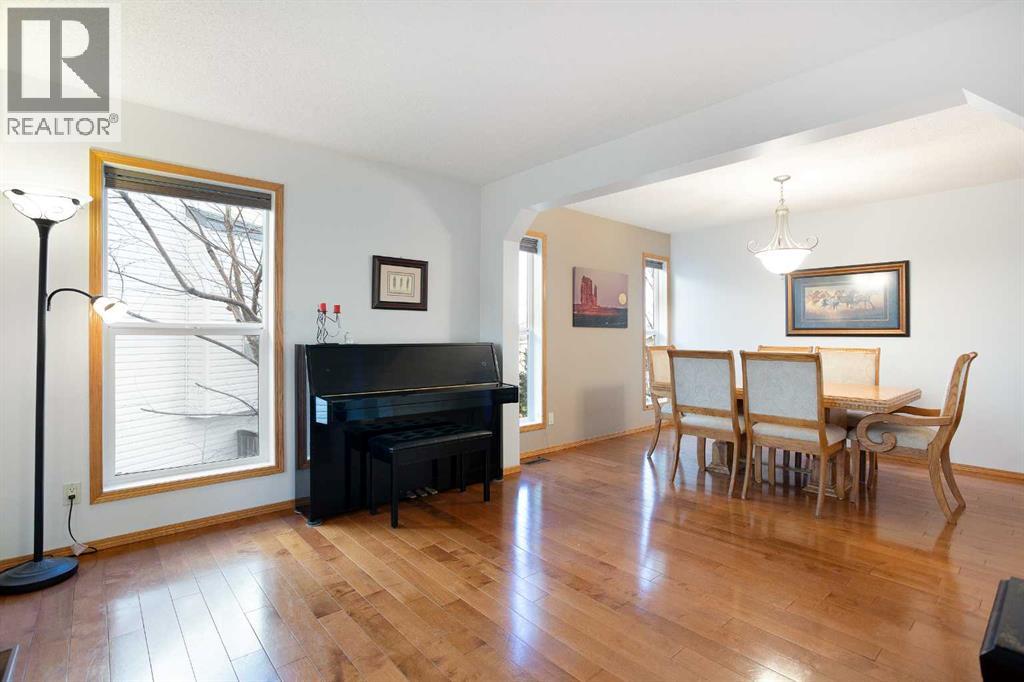 26 Cresthaven View SW, Calgary, Alberta  T3B 5Y2 - Photo 17 - A2271425