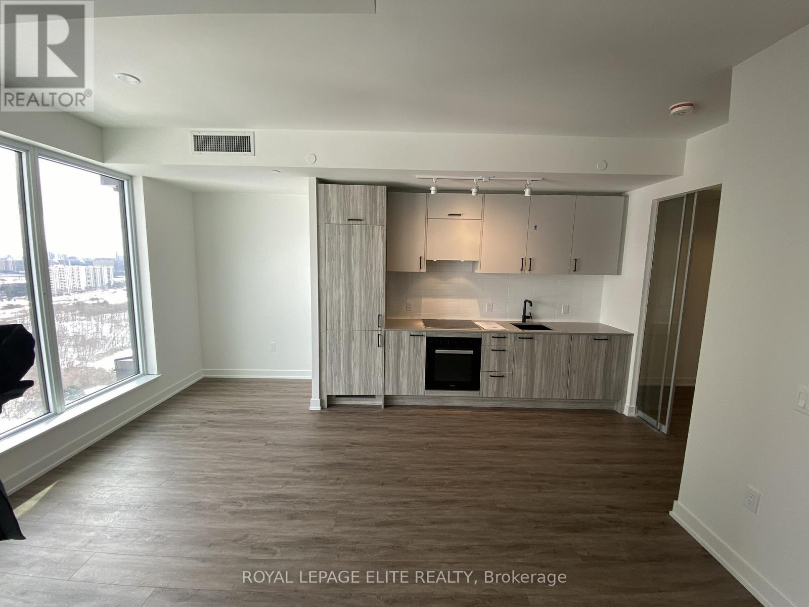 2301 - 1 Quarrington Lane, Toronto, Ontario  M3C 0S4 - Photo 6 - C12906558