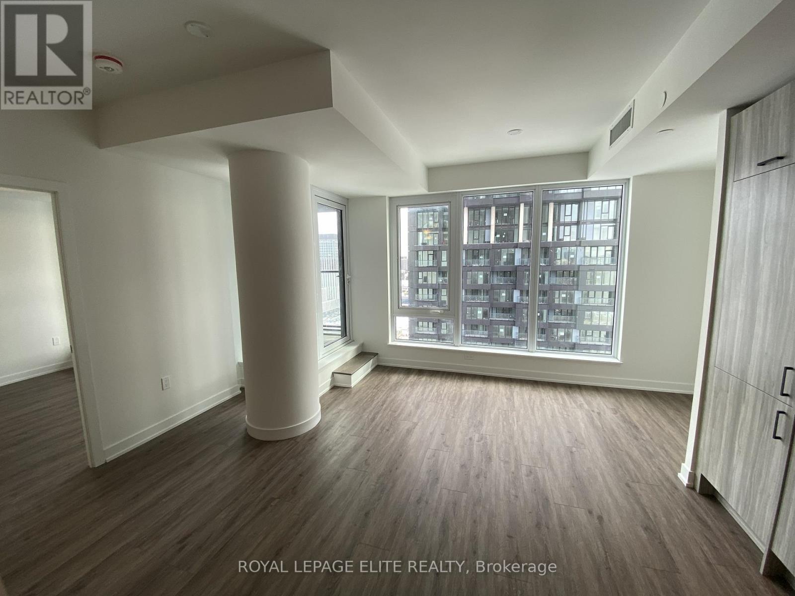 2301 - 1 Quarrington Lane, Toronto, Ontario  M3C 0S4 - Photo 9 - C12906558