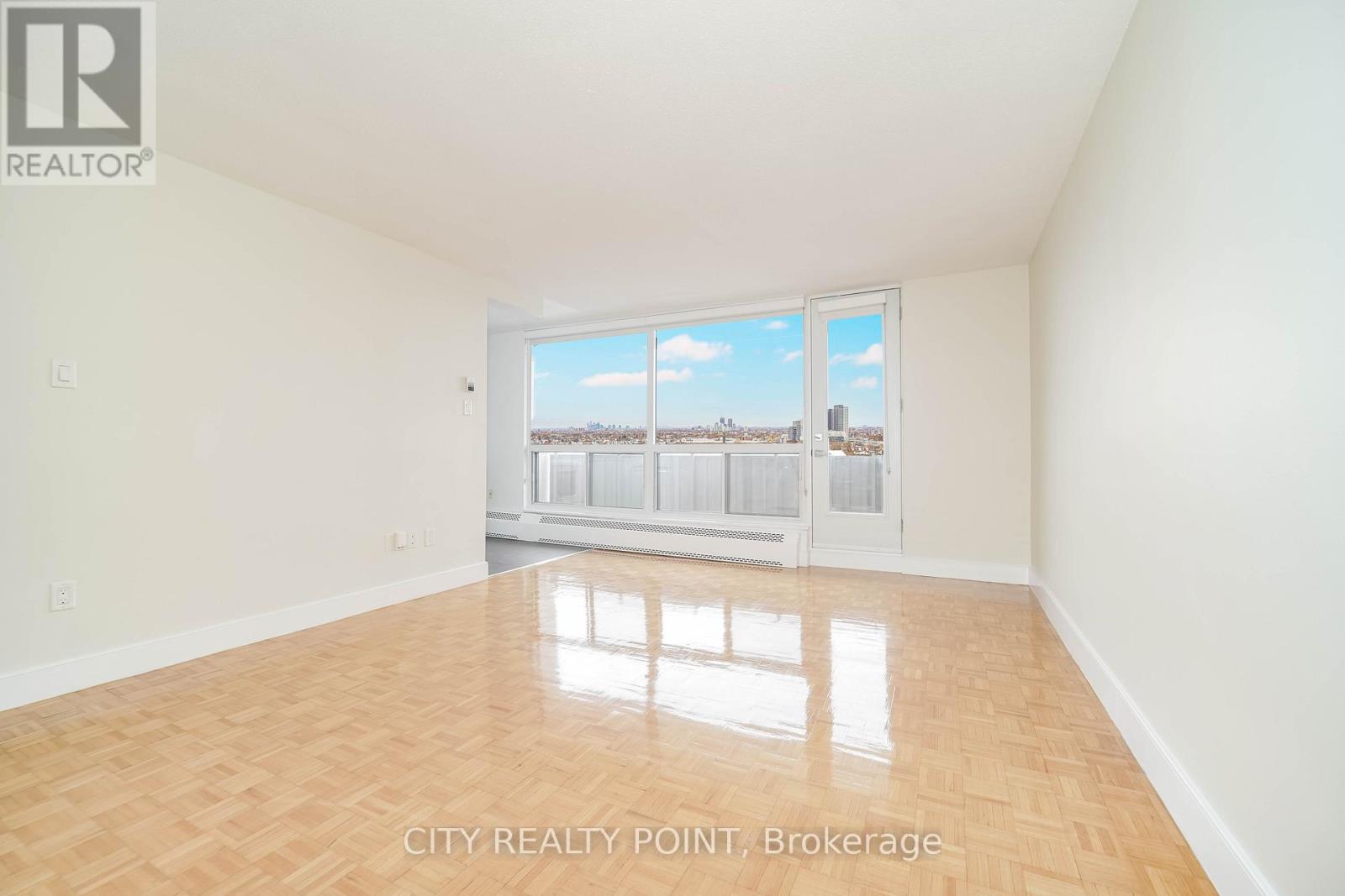 2512 - 666 Spadina Avenue, Toronto, Ontario  M5S 2H8 - Photo 4 - C12906590