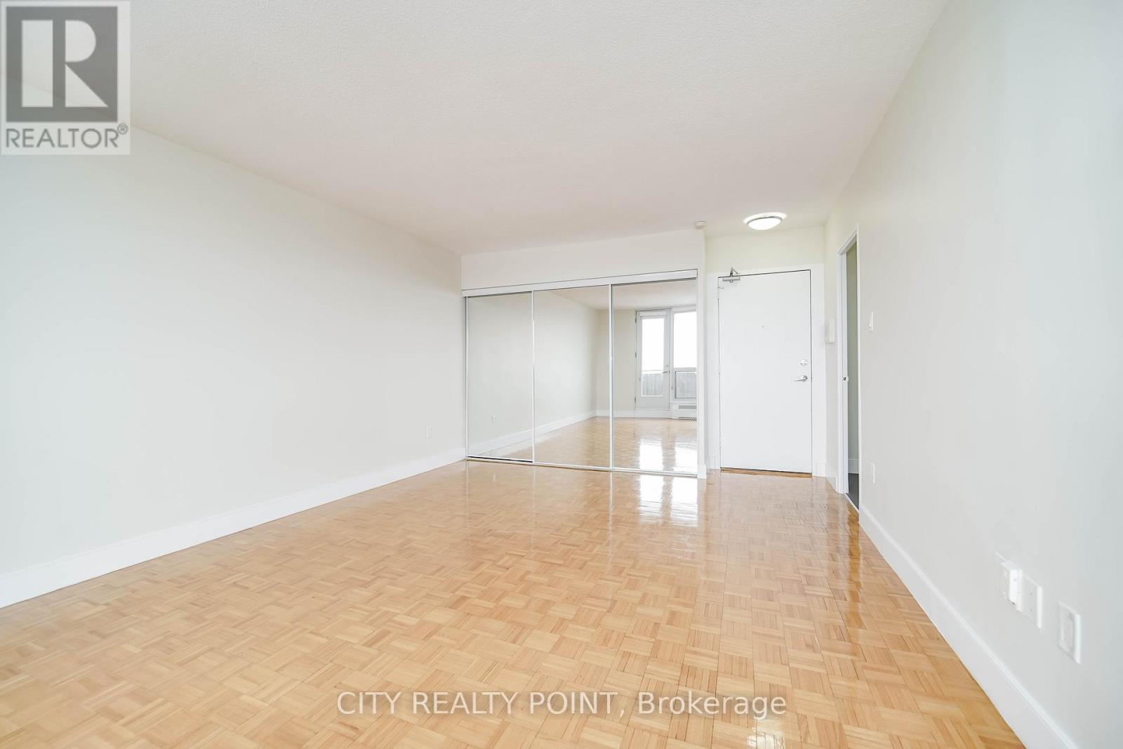 2512 - 666 Spadina Avenue, Toronto, Ontario  M5S 2H8 - Photo 7 - C12906590