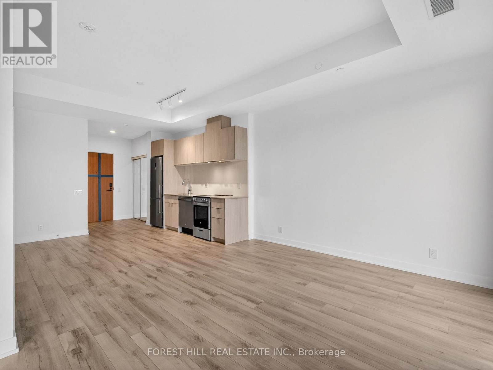 415 - 1660 Bloor Street W, Toronto, Ontario  M6P 1A8 - Photo 5 - W12903412