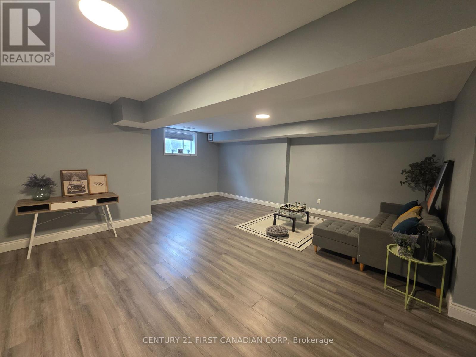 4 - 2014 Valleyrun Boulevard, London North, Ontario  N6G 5M8 - Photo 24 - X12829480