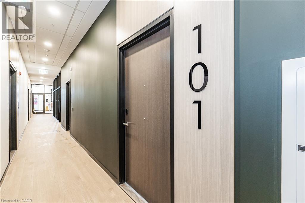 101 Golden Eagle Road Unit# 101, Waterloo, Ontario  N2V 1C3 - Photo 4 - 40813811