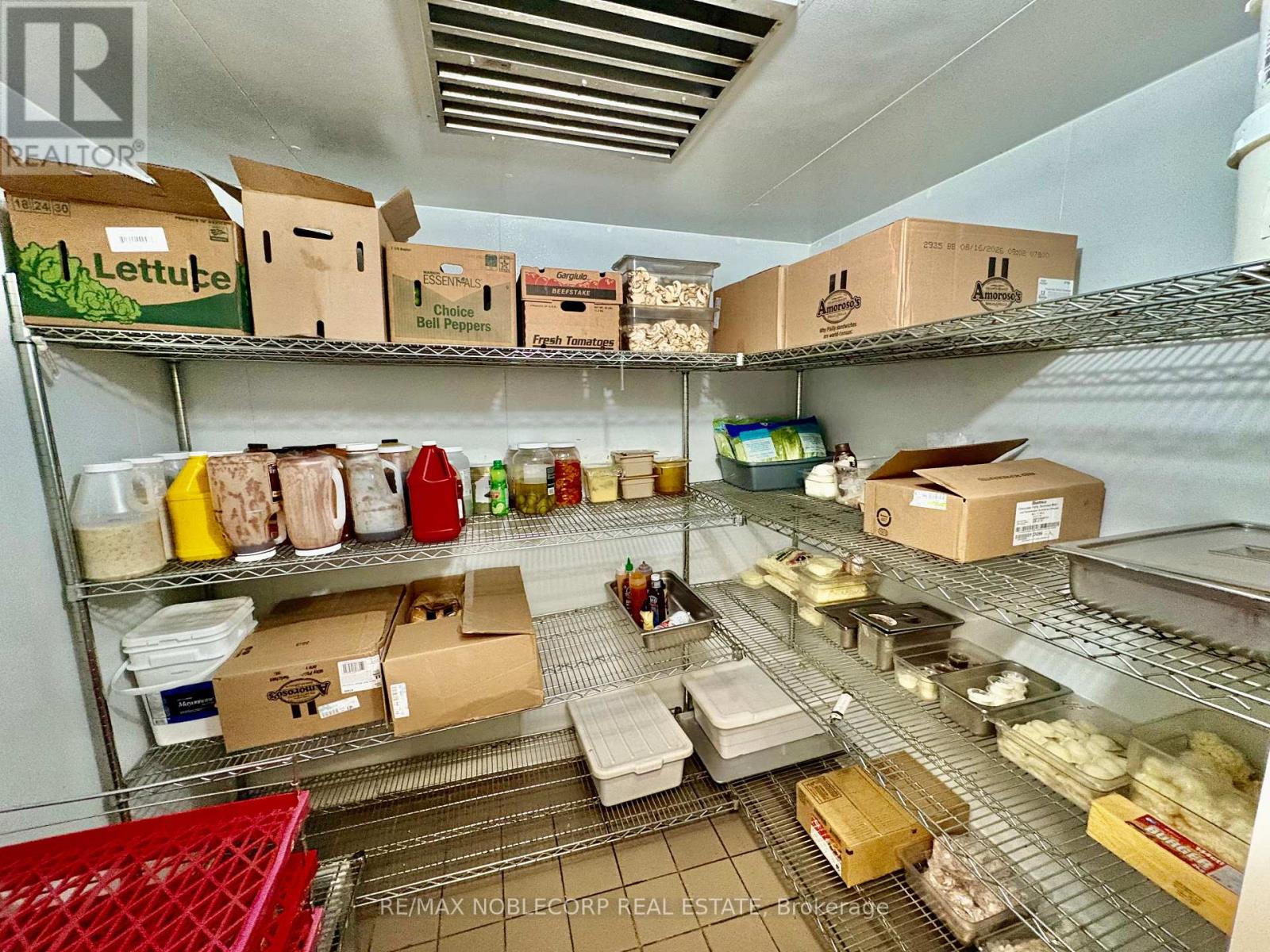 4 - 114 Lakeshore Road E, Mississauga, Ontario  L5G 1C9 - Photo 16 - W12906574