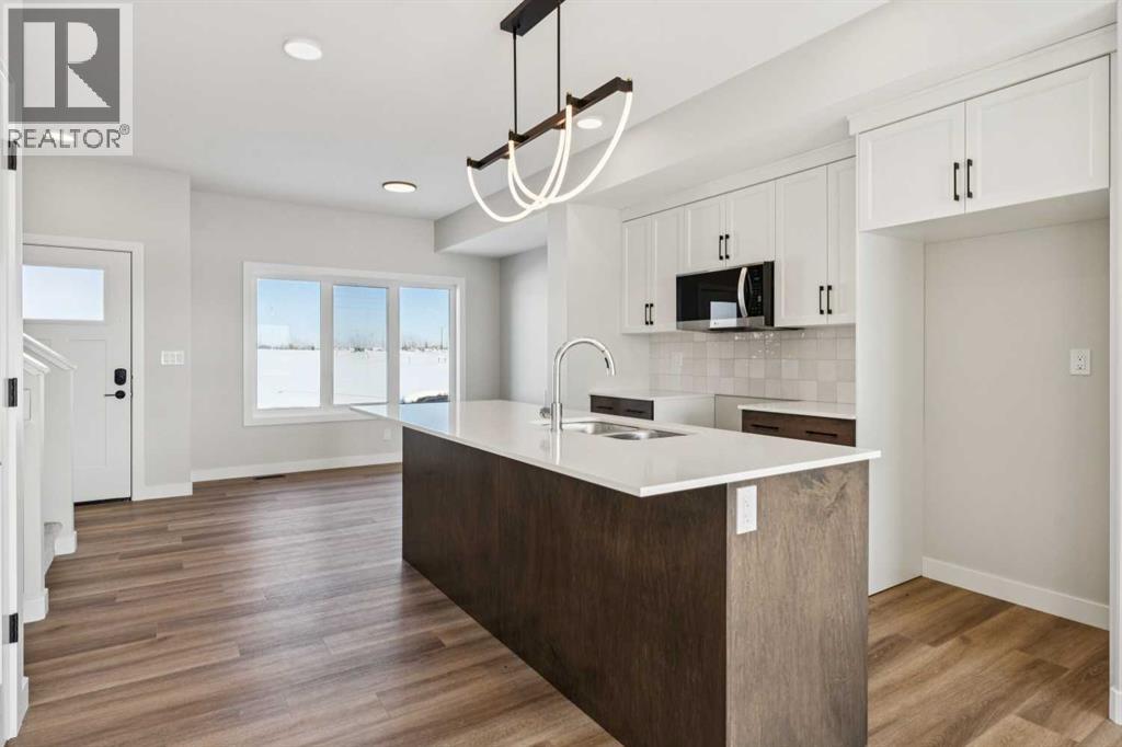 17 Gray Close, Sylvan Lake, Alberta  T4S 0W4 - Photo 9 - A2293886