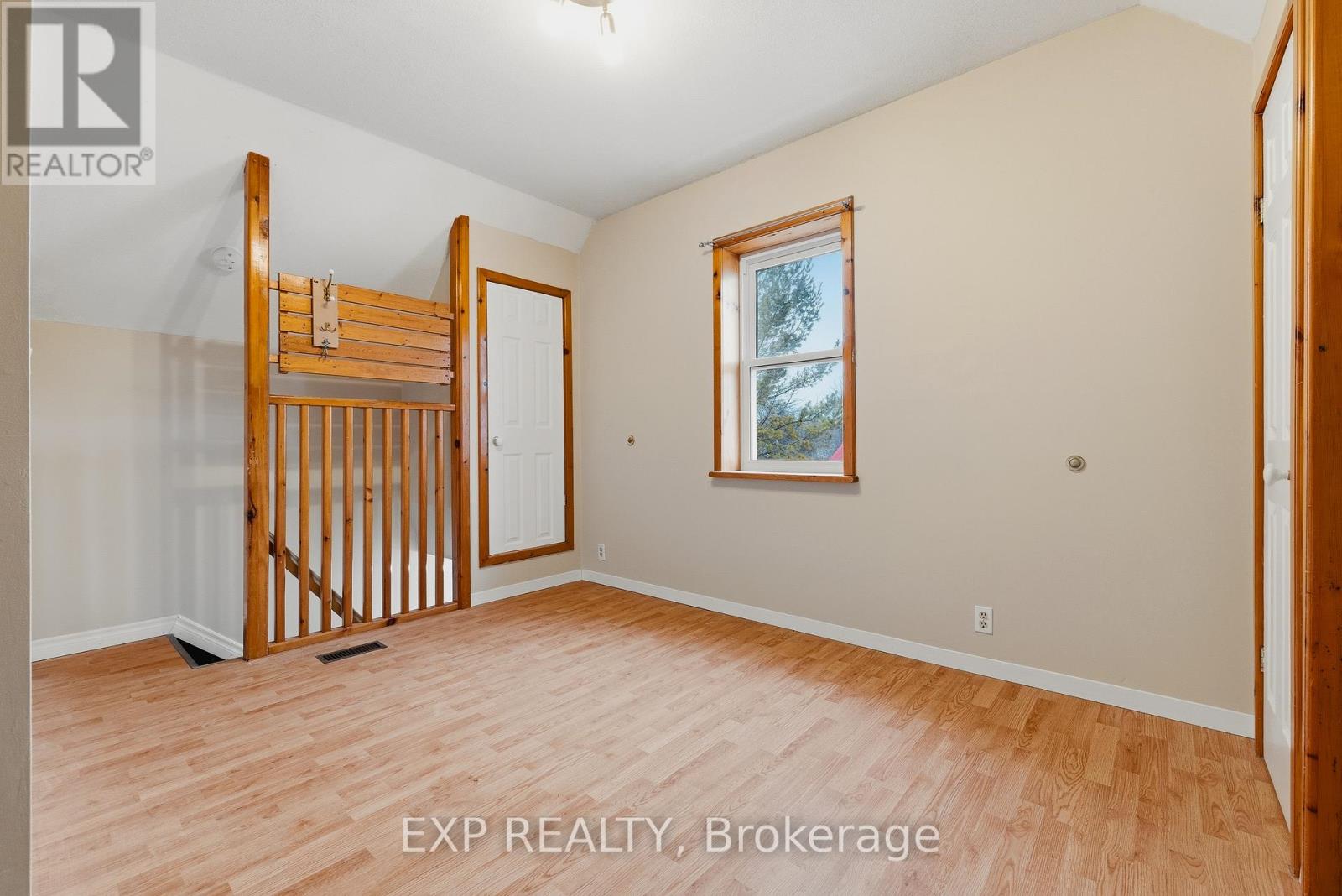 19 Adam Street, Huron East, Ontario  N0K 1W0 - Photo 16 - X12906572