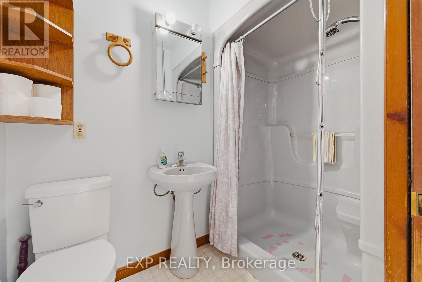 19 Adam Street, Huron East, Ontario  N0K 1W0 - Photo 23 - X12906572