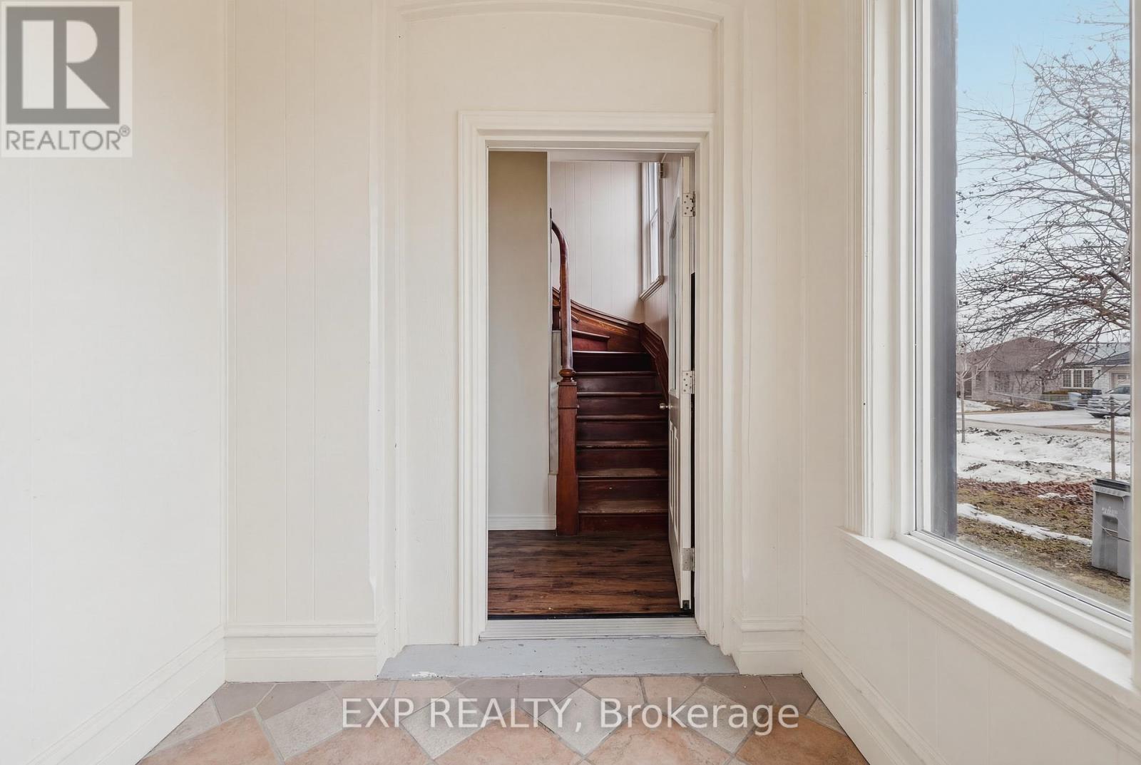 19 Adam Street, Huron East, Ontario  N0K 1W0 - Photo 28 - X12906572