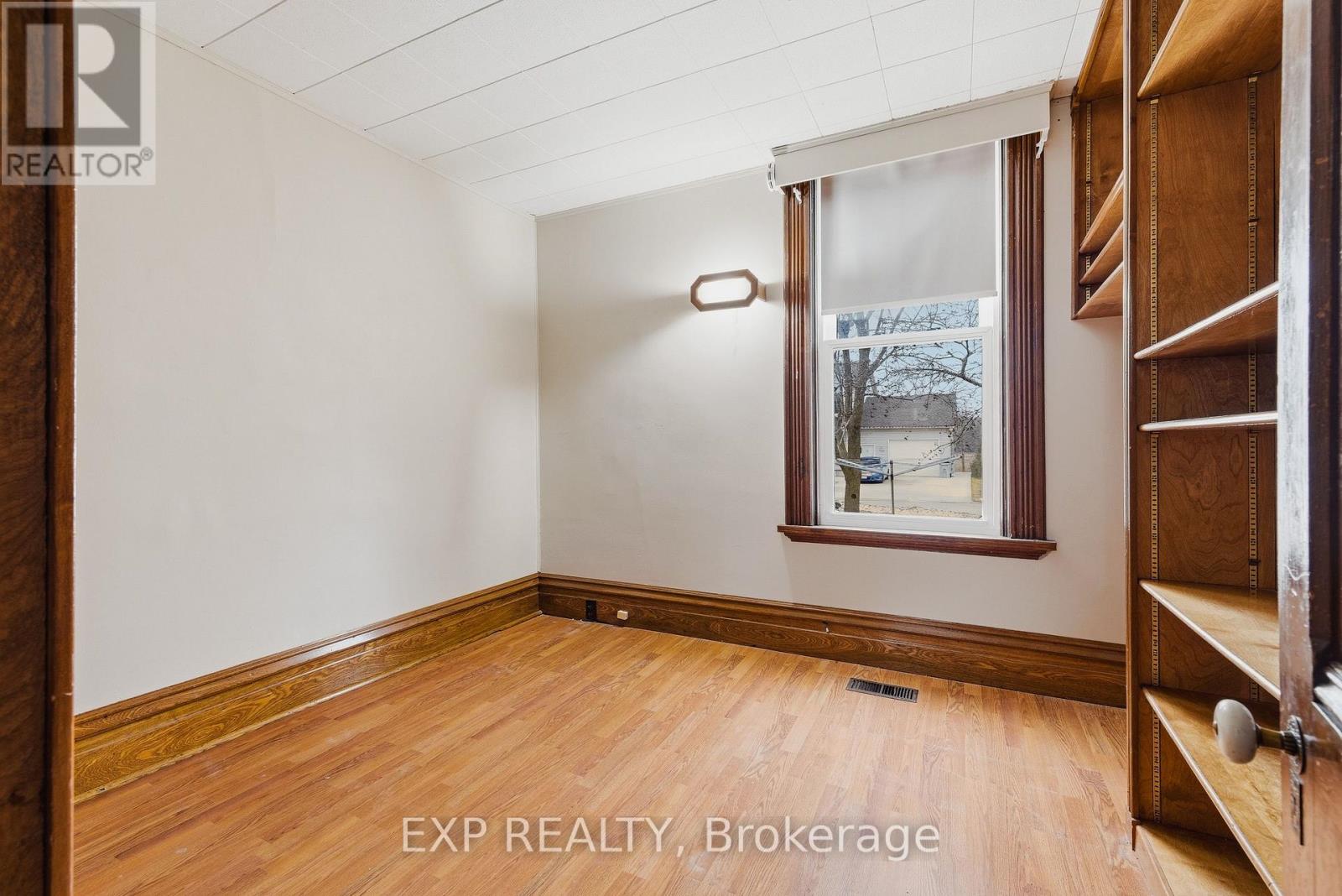 19 Adam Street, Huron East, Ontario  N0K 1W0 - Photo 8 - X12906572