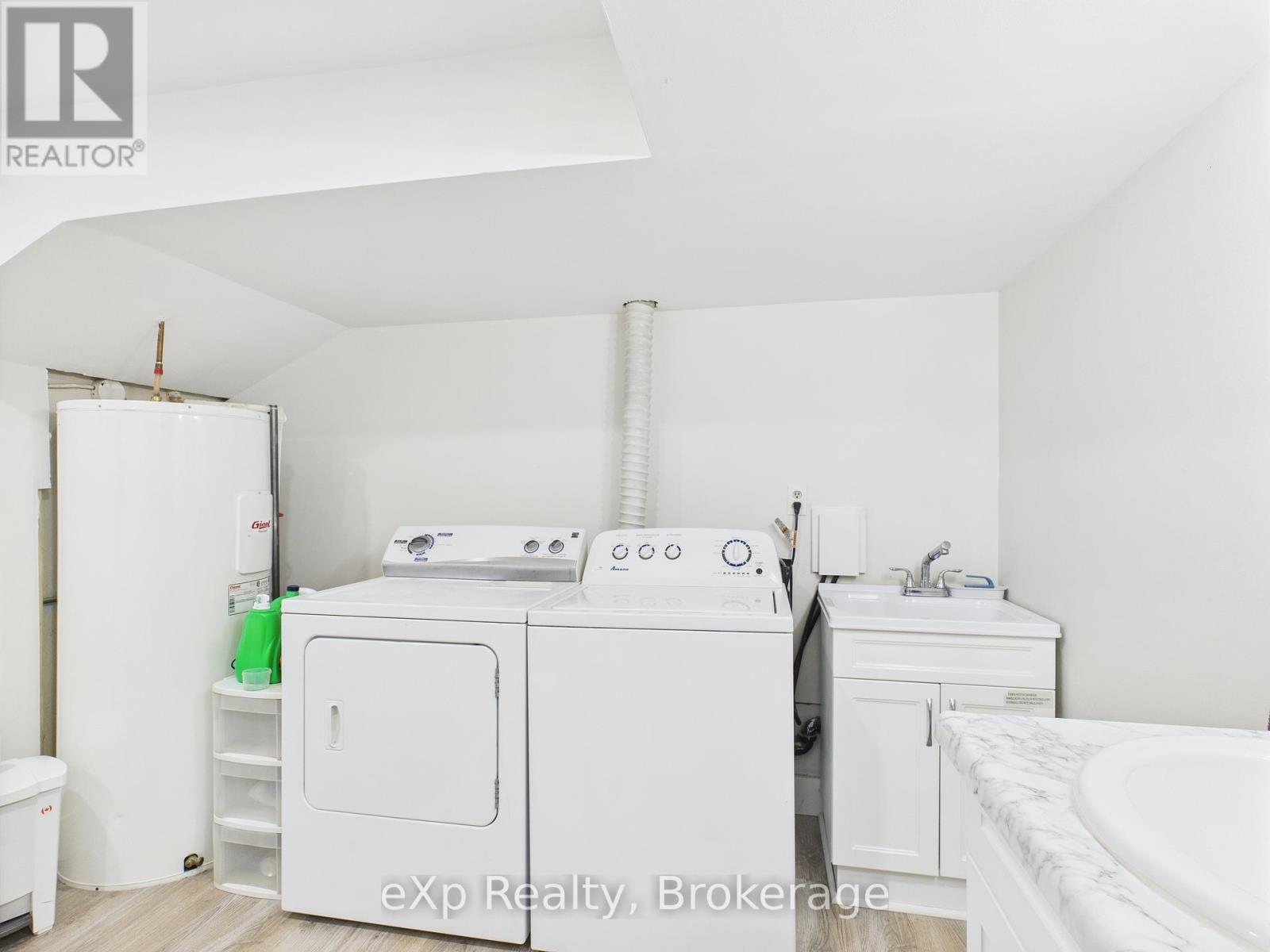 105 Menomini Road, Huron-Kinloss, Ontario  N2Z 2X3 - Photo 26 - X12830830